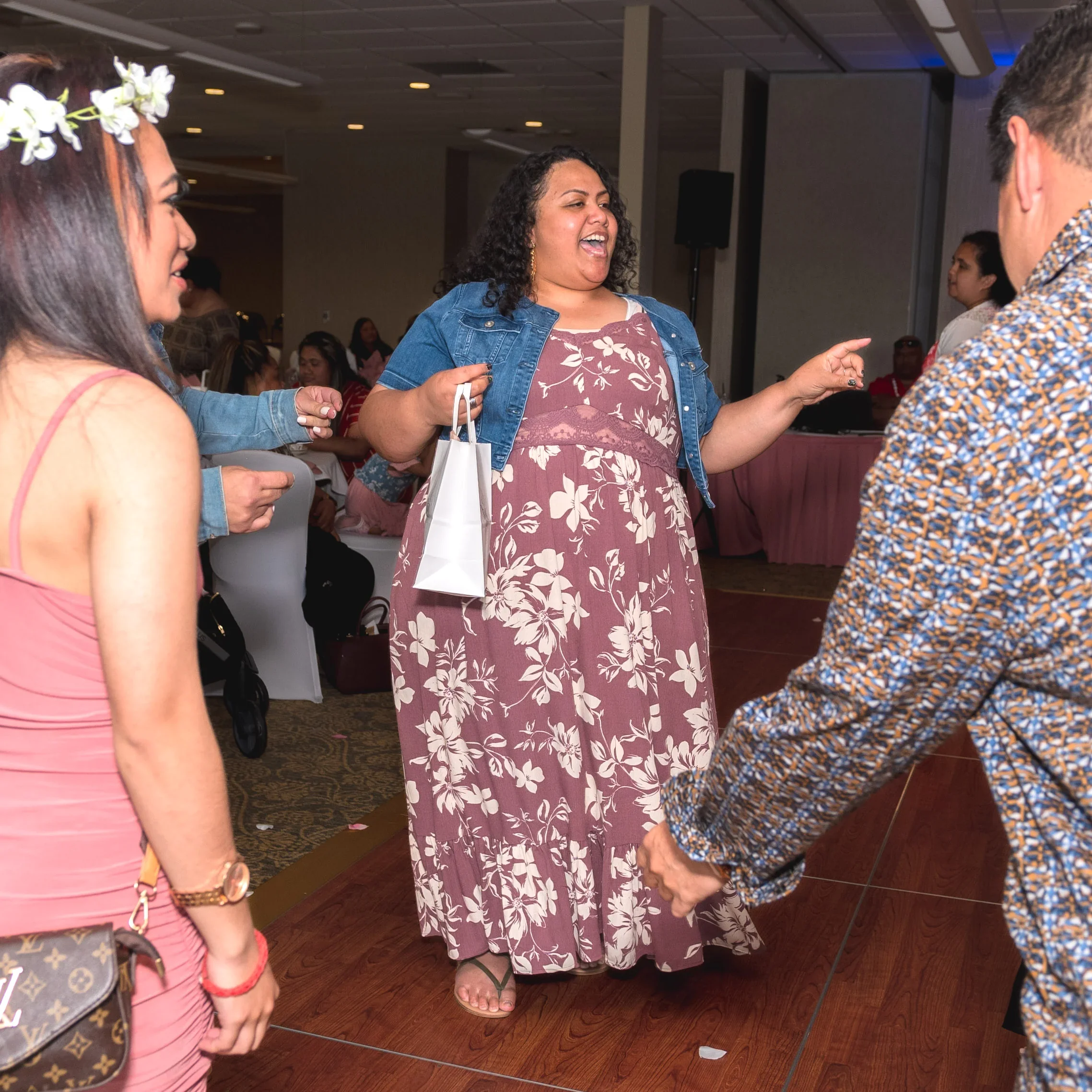Princess & Keleni wedding photo 23